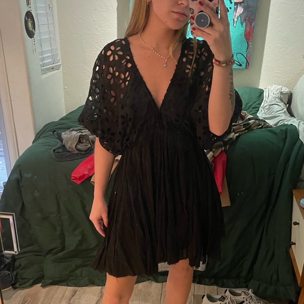 Eyelet puff sleeve dress